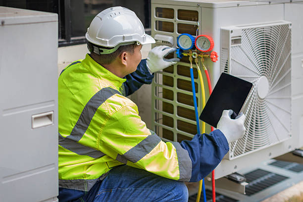 Professional Hvac technician working in Woodworth, WI